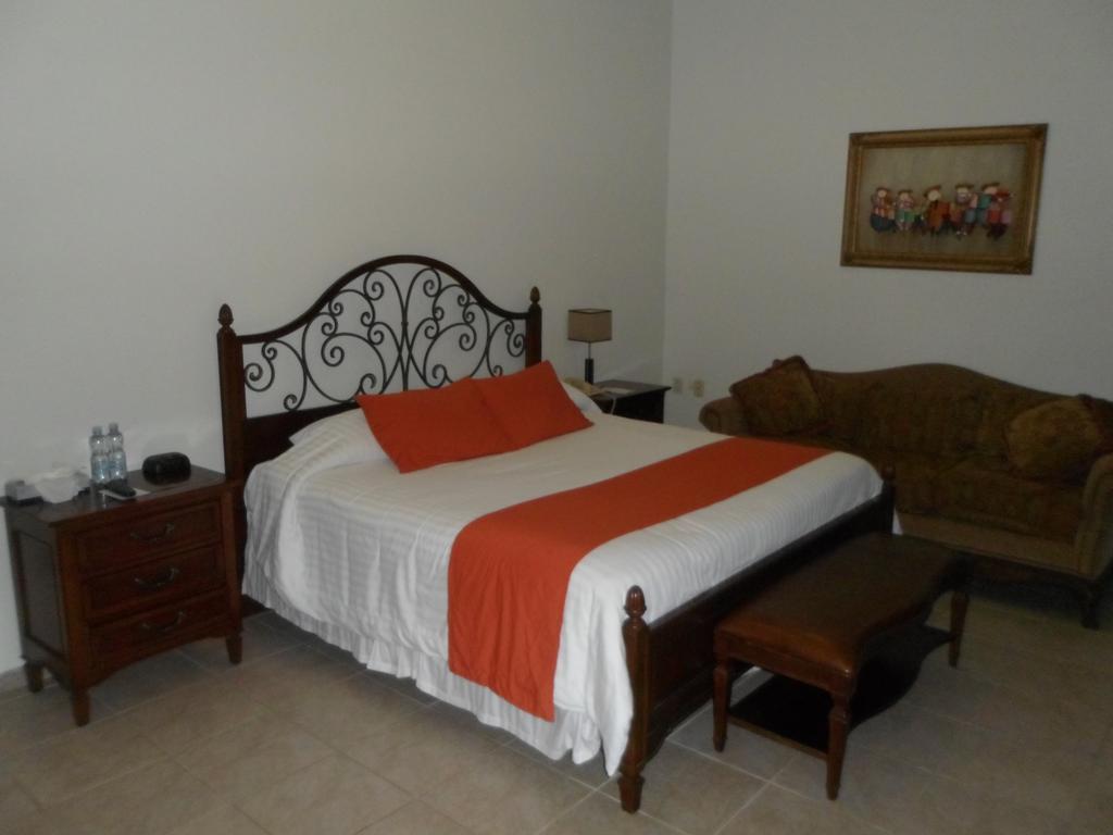 Hotel Poza Rica Inn Exterior photo