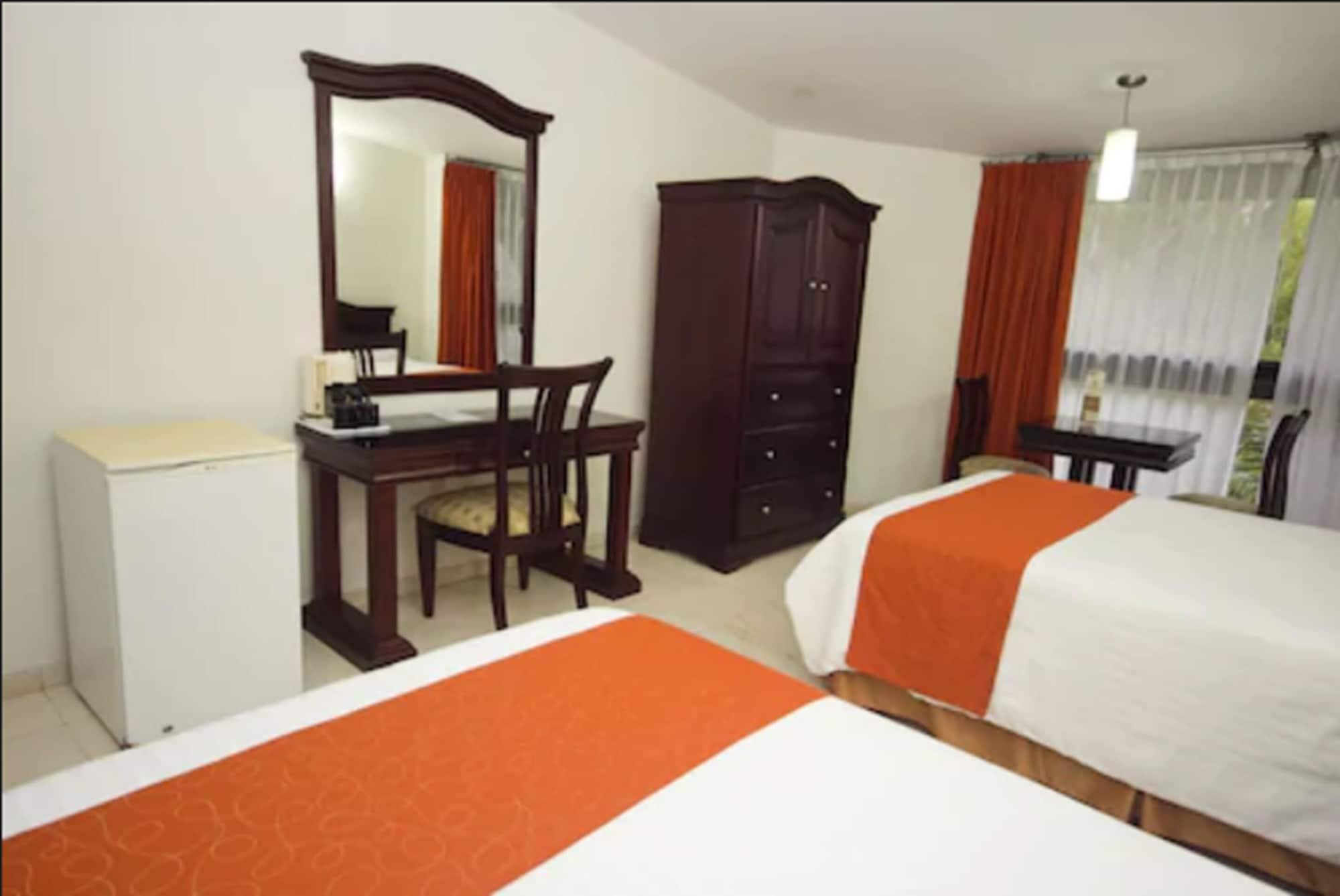 Hotel Poza Rica Inn Exterior photo