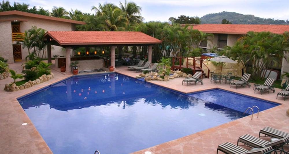Hotel Poza Rica Inn Exterior photo