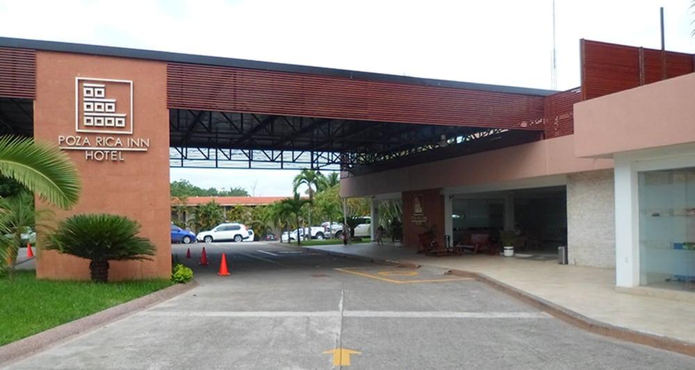 Hotel Poza Rica Inn Exterior photo